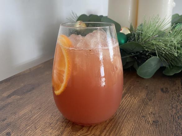 Glühwein Spritz ( Mulled Wine Spritz)
