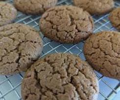 Mona's Ginger Biscuits
