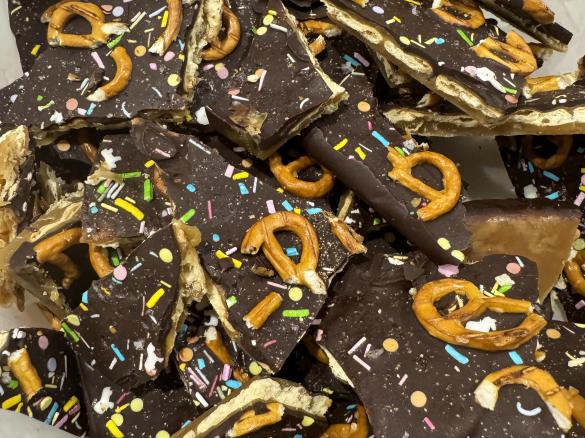 Cracking Christmas Crack