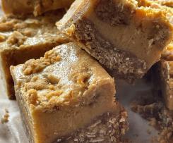 Oaty Caramel Slice / Chelsea Winter
