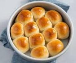 Fluffy Bread Rolls