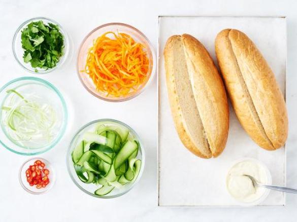 Chicken Bahn Mi (No Pate)