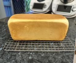 White sandwhich loaf