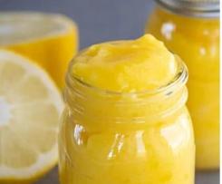 Hunters Thick Lemon Curd for filling cakes