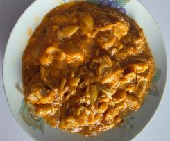 Creamy Tomato & Chicken Shells (One-Pot)