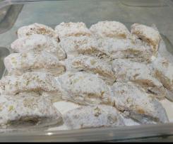 Middle Eastern Biscuits with dates, fruit mince and pistachio filling
